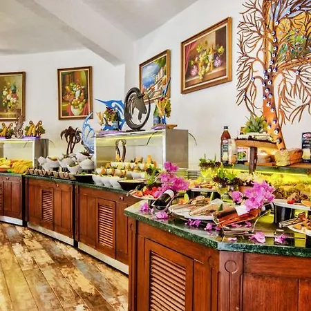 Merit Royal Gardens & Casino Famaguszta