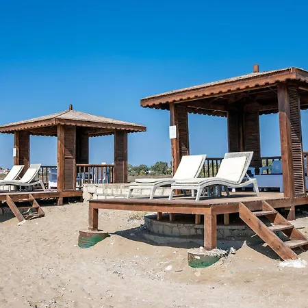 Merit Royal Gardens & Casino Szálloda Famaguszta