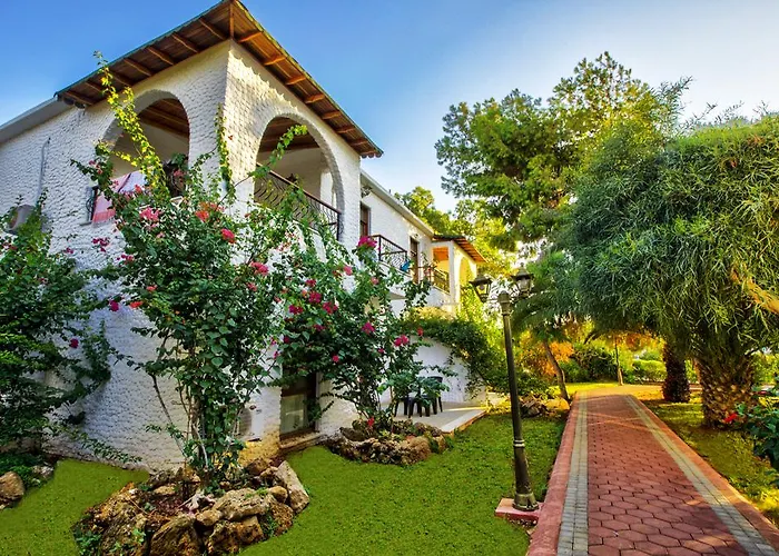 Merit Royal Gardens & Casino Hotel 5*