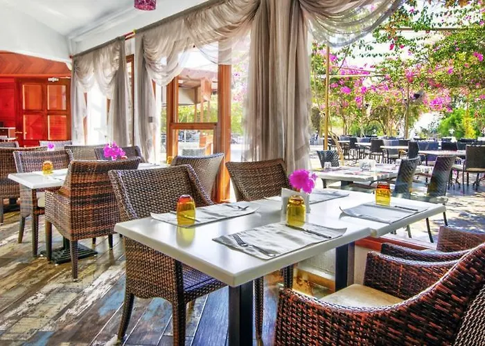 Hotel Merit Royal Gardens & Casino 5*