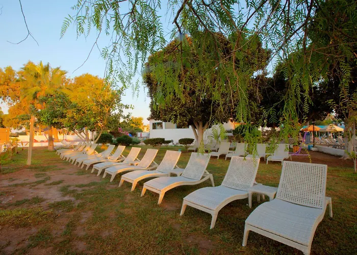 Hotel Merit Royal Gardens & Casino