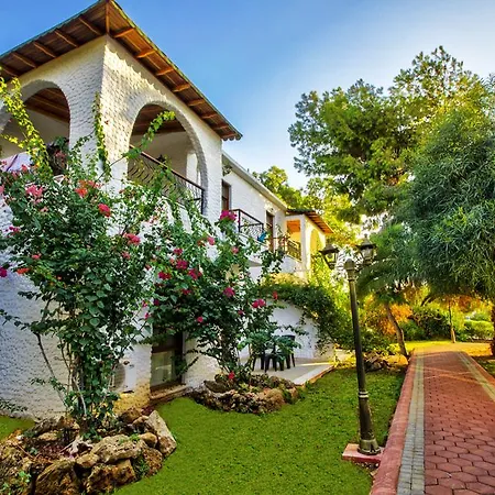 Merit Cyprus Gardens Hotel 4*