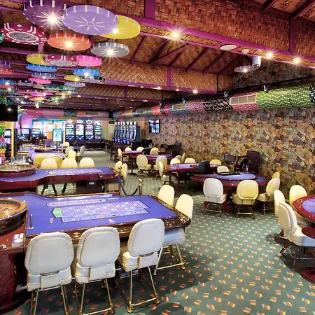 Merit Royal Gardens & Casino Otel