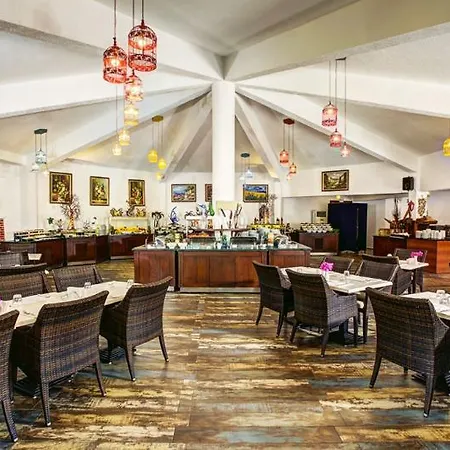 Merit Royal Gardens & Casino 5*