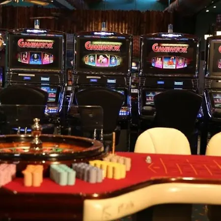 Otel Merit Royal Gardens & Casino