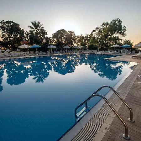 Merit Cyprus Gardens 4*