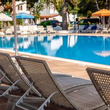 Hotel Merit Cyprus Gardens 4*