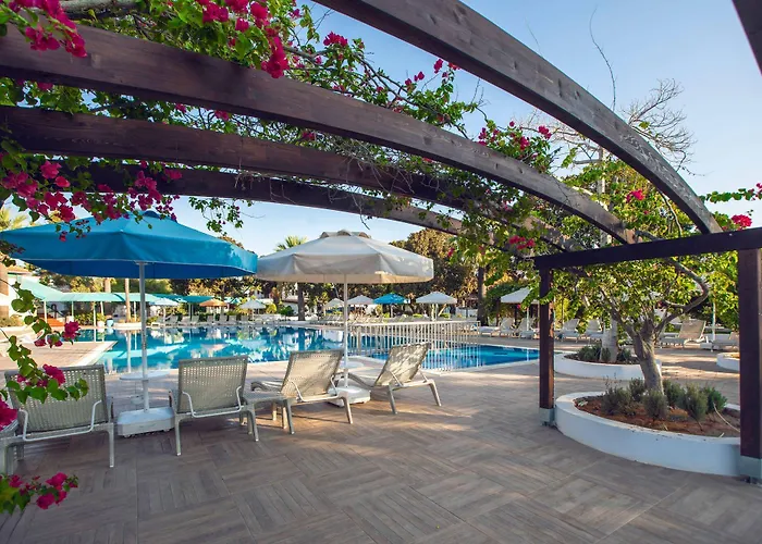 Merit Royal Gardens & Casino 5*