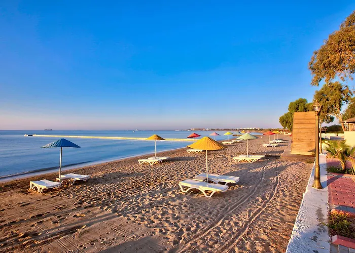 Merit Royal Gardens & Casino Hotel 5*